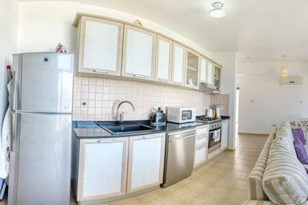 Agios Amvrosios  Joya Cyprus Mermaid Penthouse Apartment מראה חיצוני תמונה